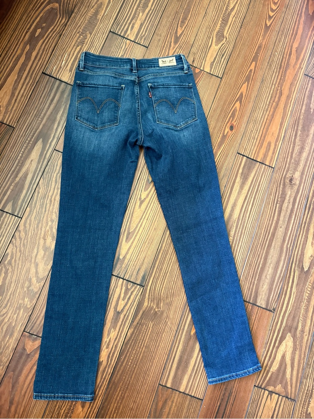 Levi's Women's Dark Blue Straight-Leg Jeans